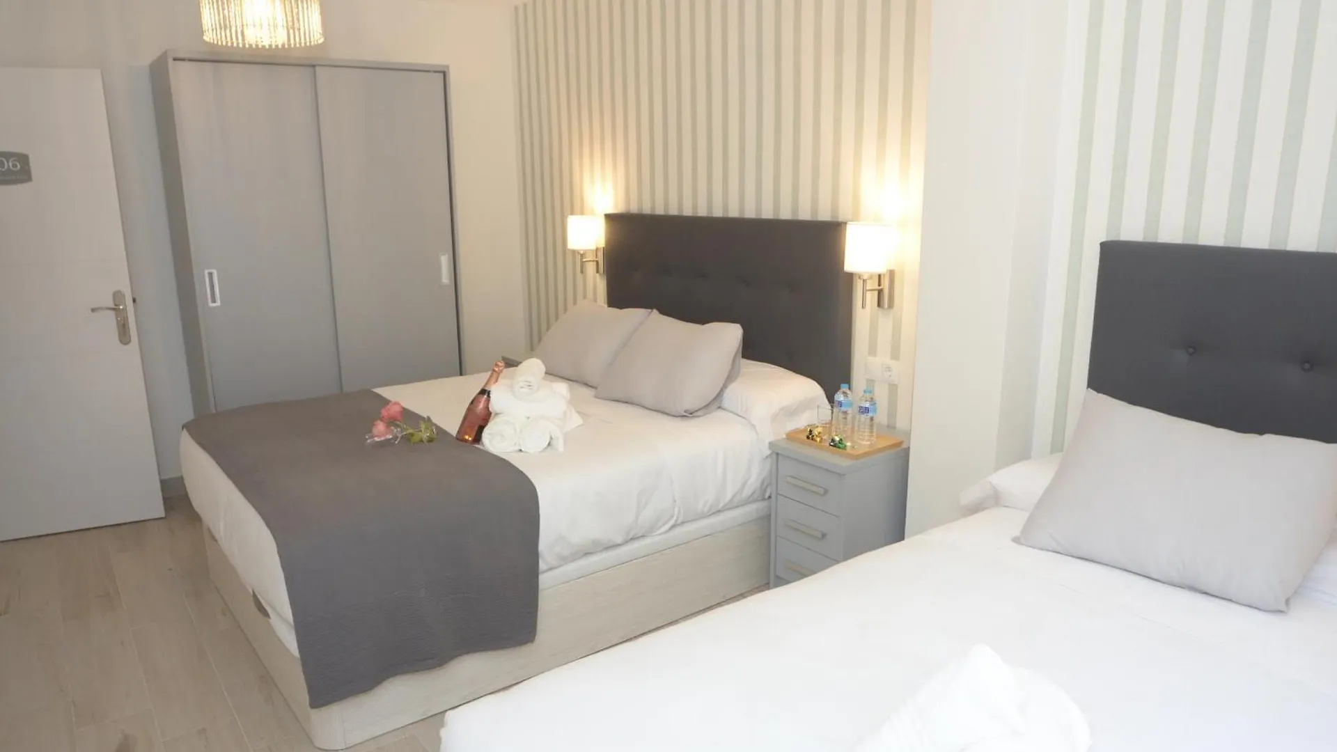 Alojamiento Beethoven Luxury Málaga 0*,  Spanien