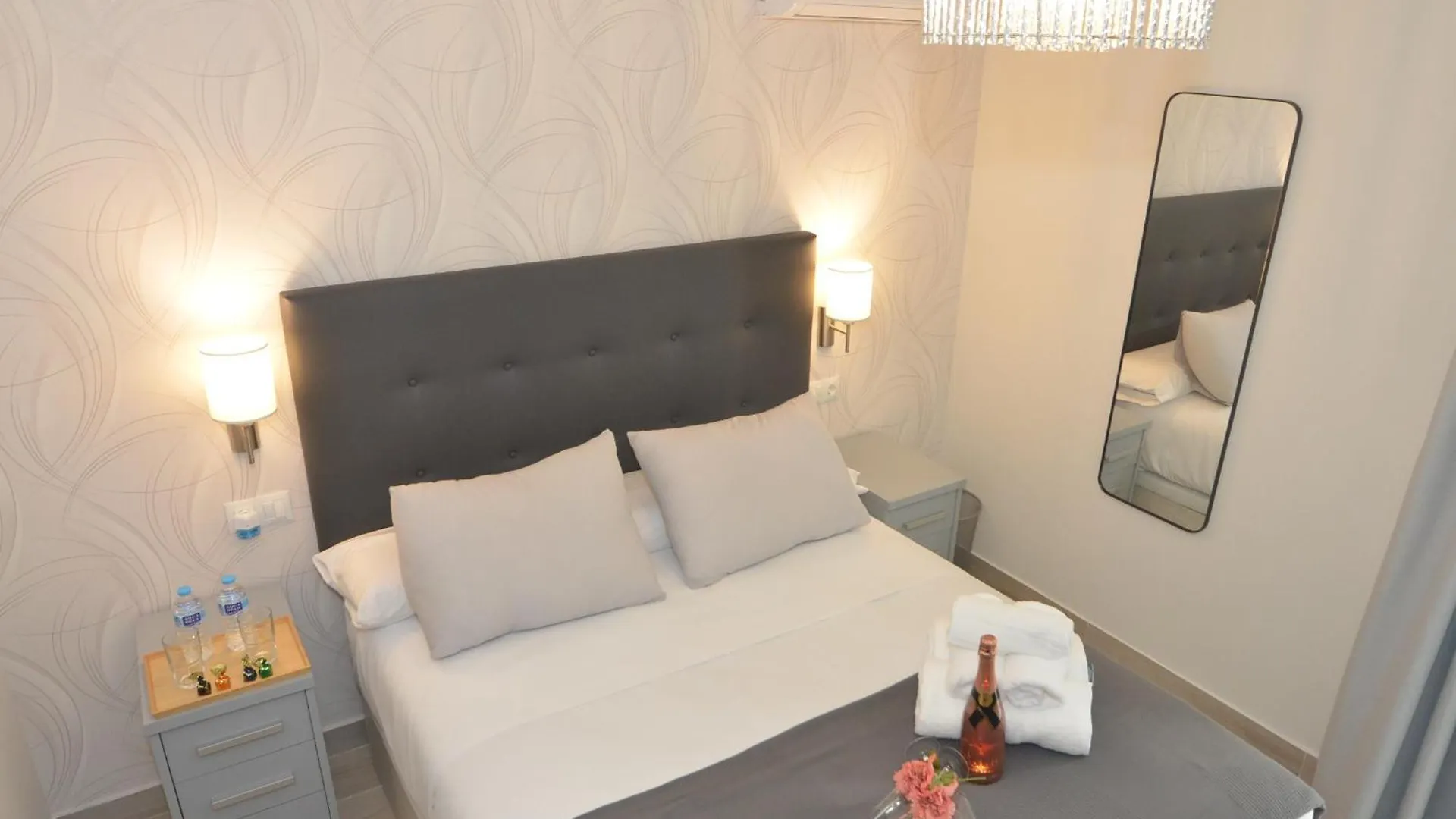 Alojamiento Beethoven Luxury Málaga Gasthof