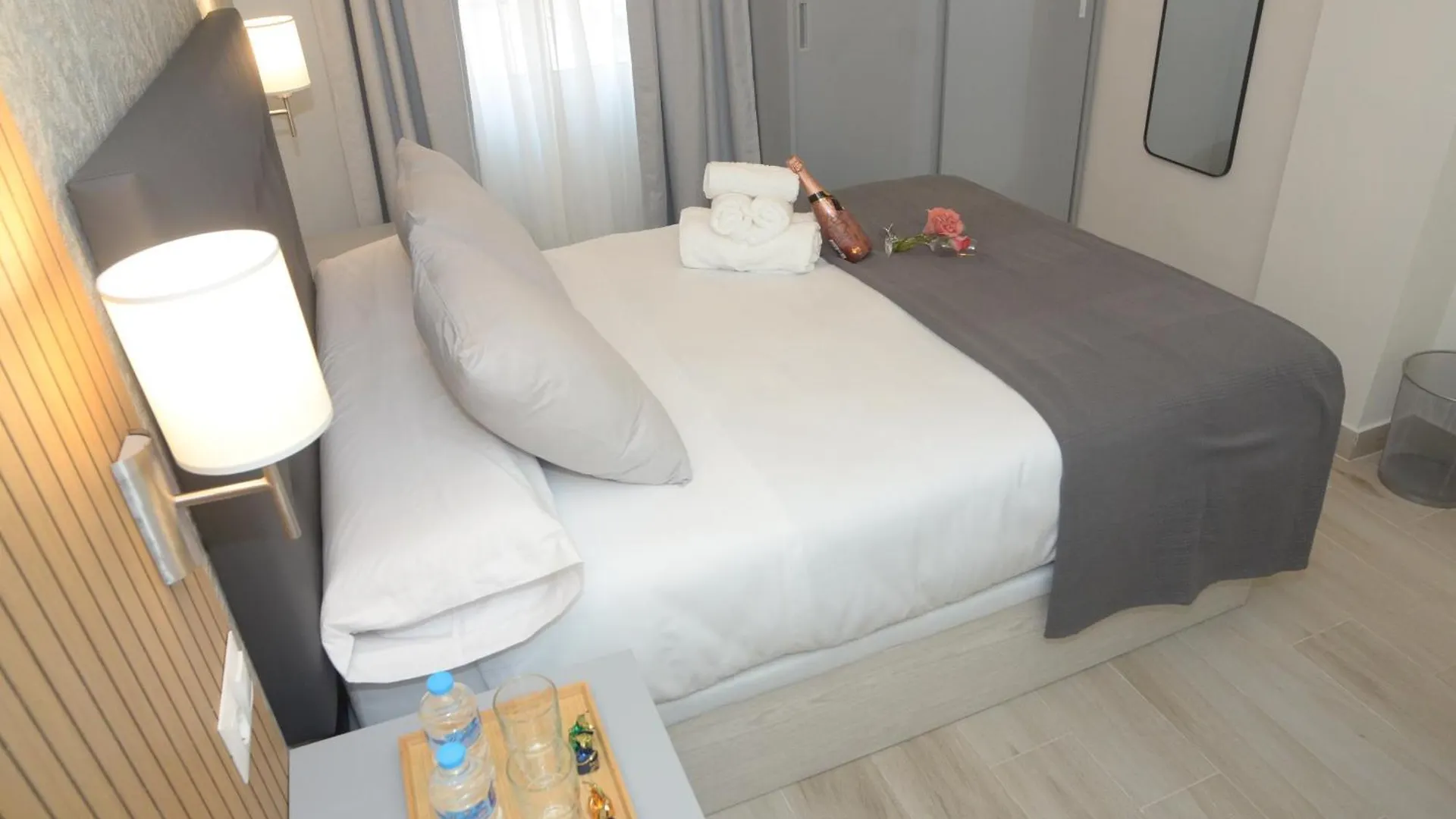 Guest house Alojamiento Beethoven Luxury Malaga
