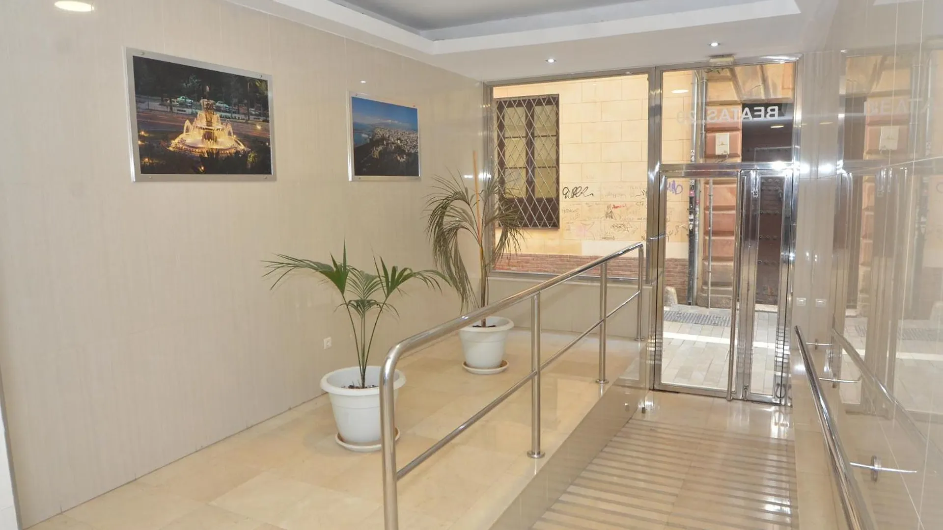 Alojamiento Beethoven Luxury Malaga Guest house