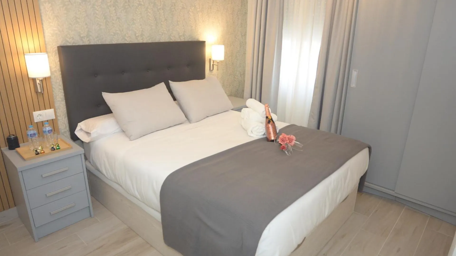 Alojamiento Beethoven Luxury Malaga